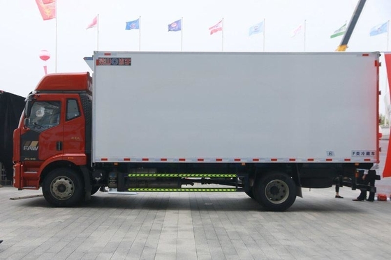FAW 지에팽 J6L 냉각된 내보자 덤프트럭 240 에이치피 4X2 6.8m