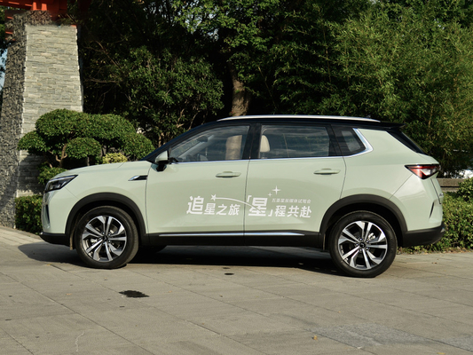 CVT 1.5T 108 kw와 SAIC-GM-우링 휘발유 계약 SUV 자동차