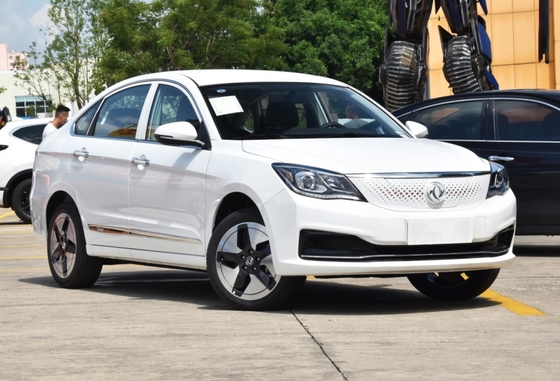 120 kw 230NM 장거리 동풍 전기 자동차 세단 아이올리스 E70