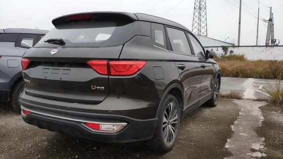 전자 동력 조향 가솔린은 SUV 7 석 차축 거리 2800MM을 사용했습니다