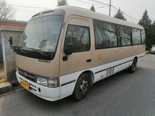 헤케는 일반인 버스 125HP 2.8L을 사용했습니다