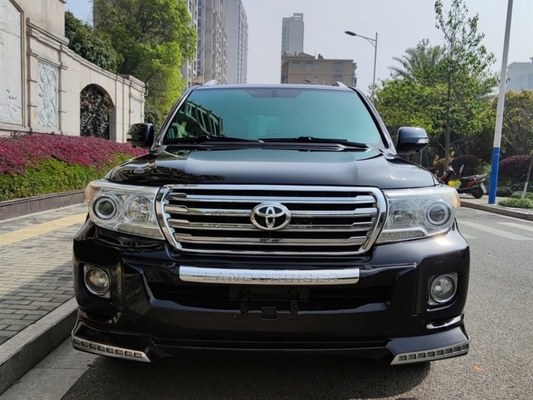 차축 거리 2850 밀리미터 사용된 고급 SUV